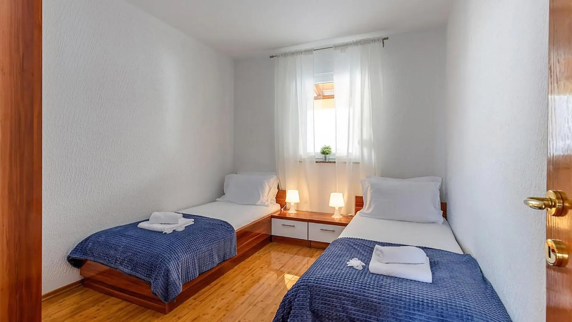 Nice Apartment In Dramalj With Wifi 0*,  Croatia