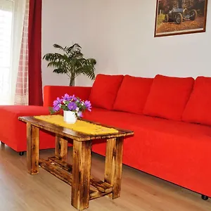 Nataly Apartman